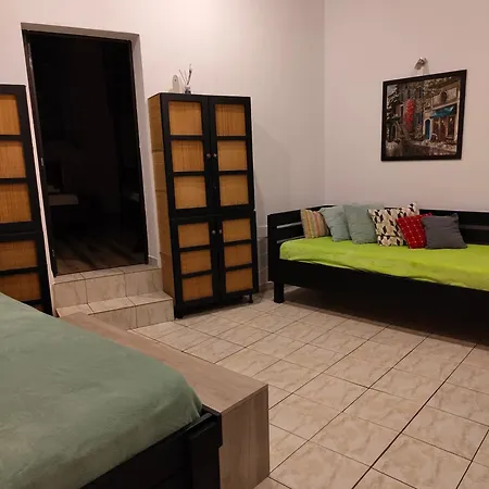 Apartament Corana Oradea Exterior photo